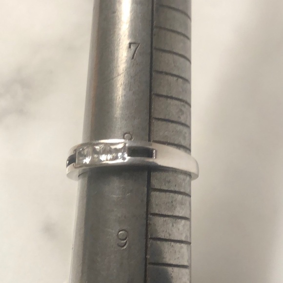 Sterling silver & square CZ band ring Size 8.25 - Picture 3 of 4